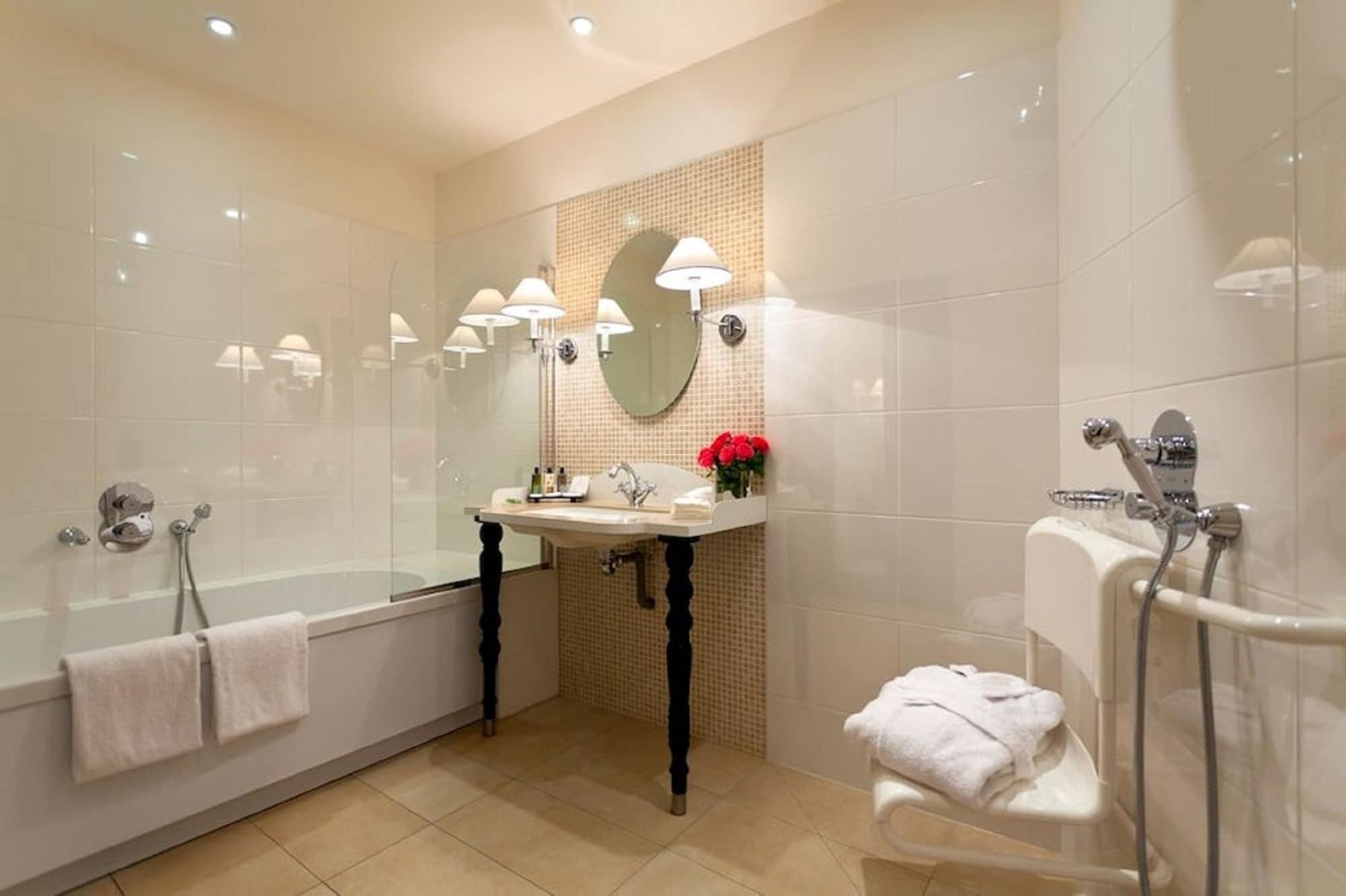 Hotel Fontaines Du Luxembourg Paris Exterior photo