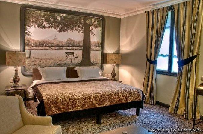 Hotel Fontaines Du Luxembourg Paris Room photo